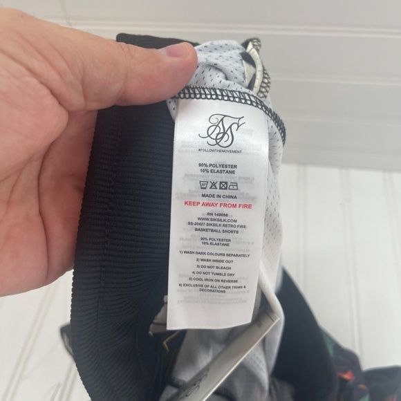 NWT SikSilk Retro Fire Basketball Short Small - Picture 7 of 10